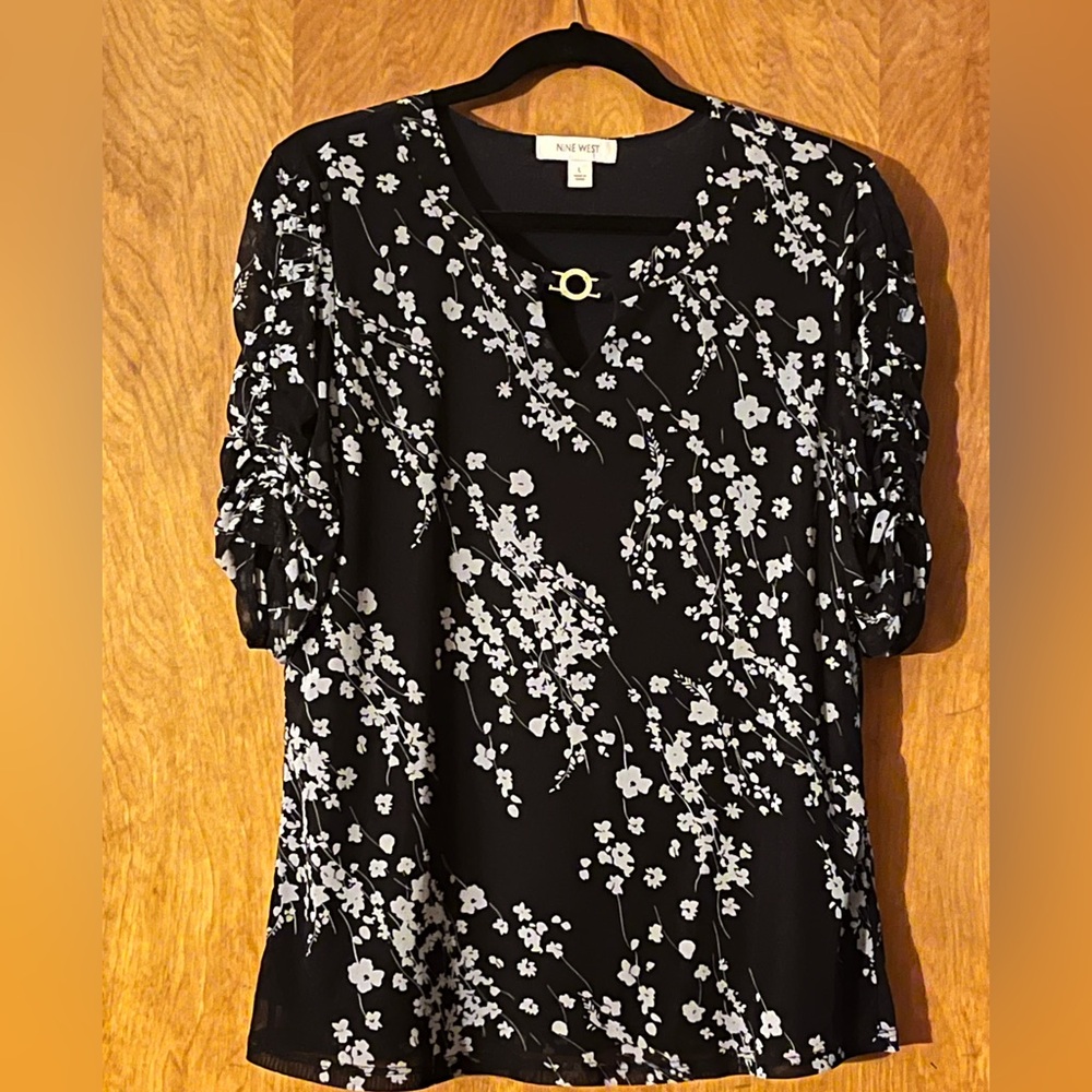 Nine West Navy and White Ruched Embellished Blouse